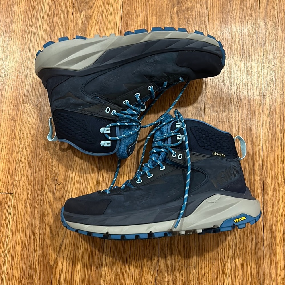 HOKA ONE ONE KAHA 2 GTX MID